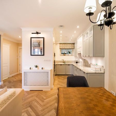 Lovely Apartment In The Heart Of Varşovia Exterior foto