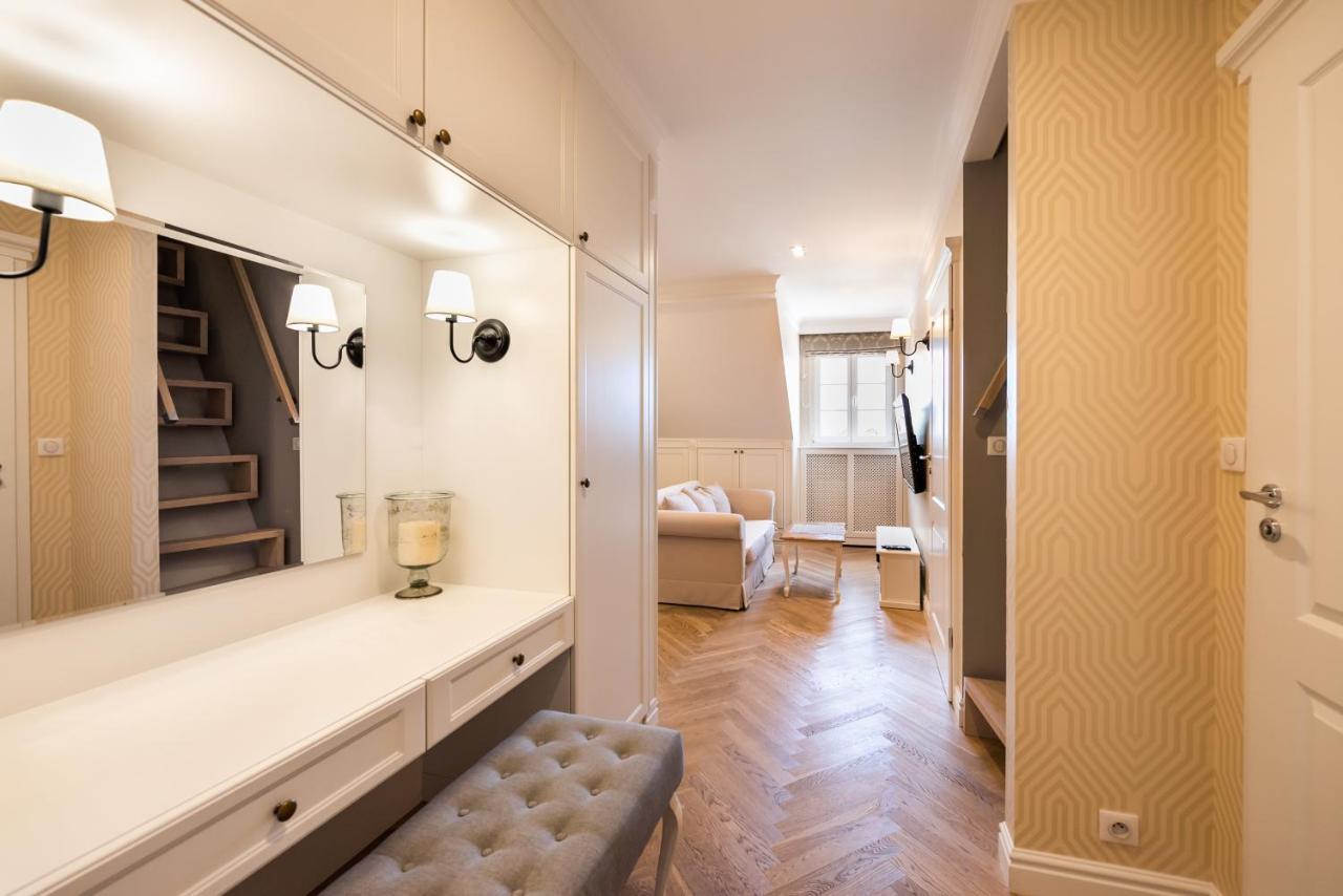 Lovely Apartment In The Heart Of Varşovia Exterior foto