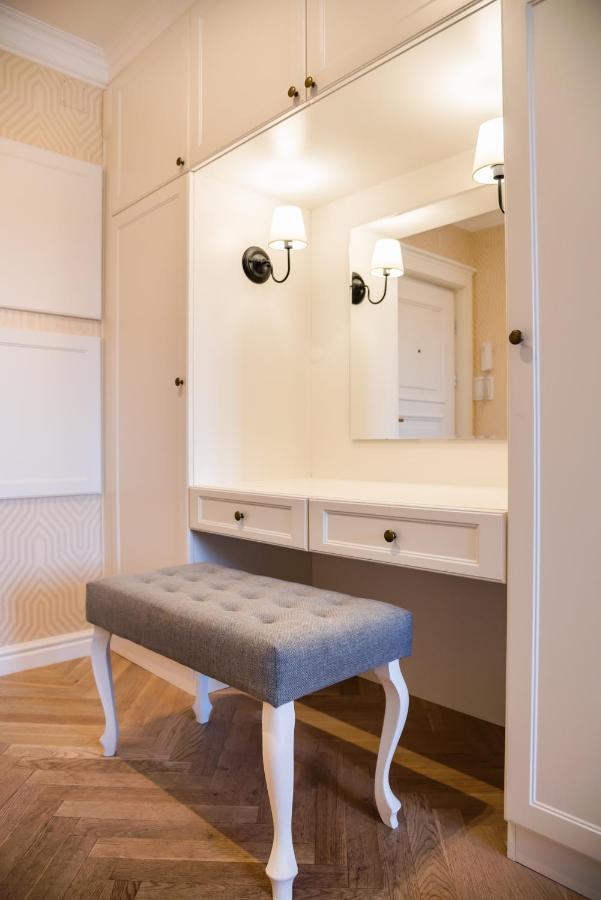 Lovely Apartment In The Heart Of Varşovia Exterior foto