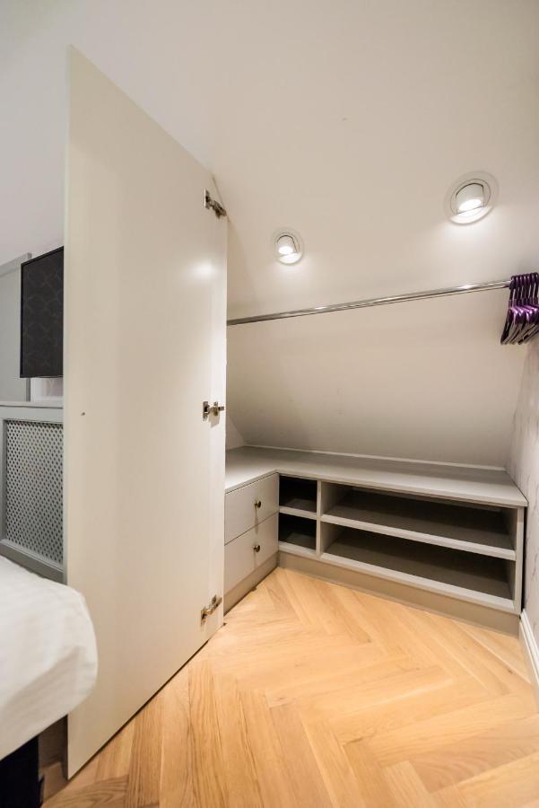 Lovely Apartment In The Heart Of Varşovia Exterior foto