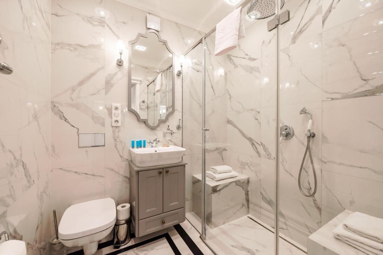 Lovely Apartment In The Heart Of Varşovia Exterior foto