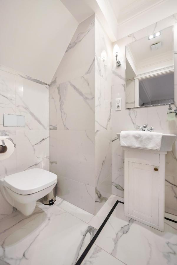 Lovely Apartment In The Heart Of Varşovia Exterior foto
